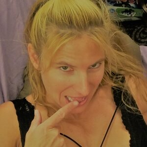 Samanthathemilf 0009